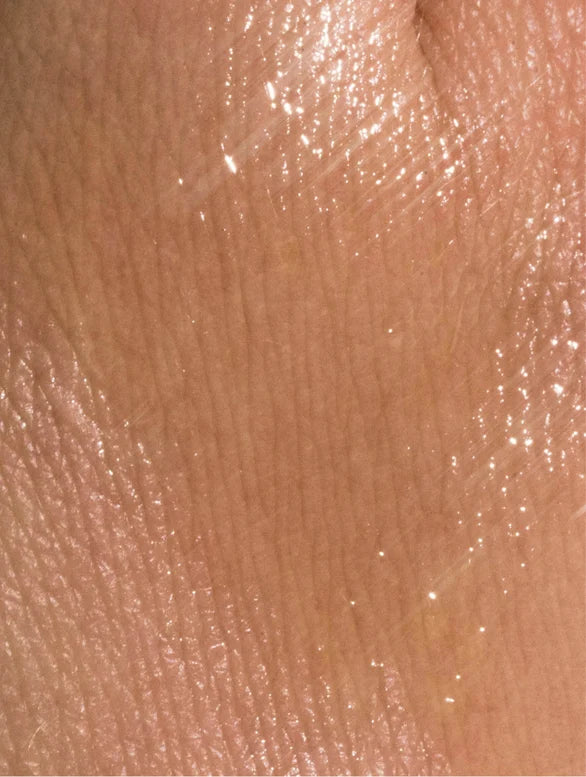 Huile Visage Nourrissante – L'Élixir Ultime pour une Peau Radieuse